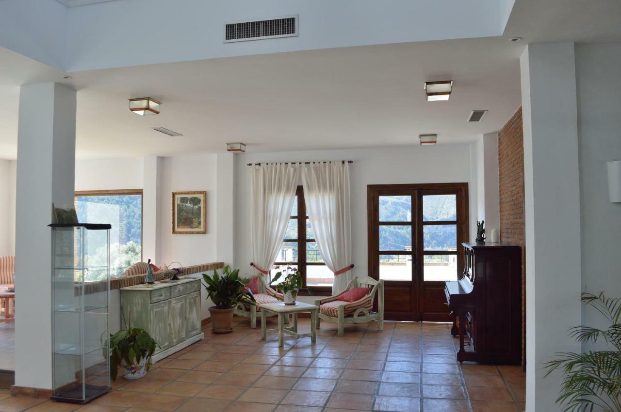 Hotel Taray Botanico Орхива Екстериор снимка